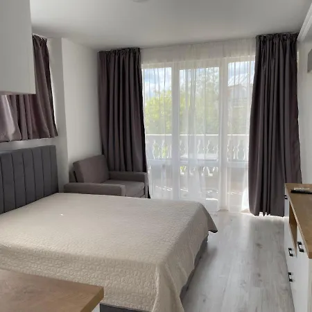 студио симона 5 първа линия море * Lozenec