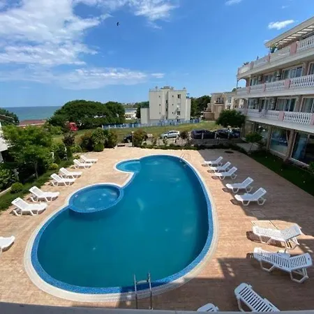 студио симона 5 първа линия море Apartmán Lozenec