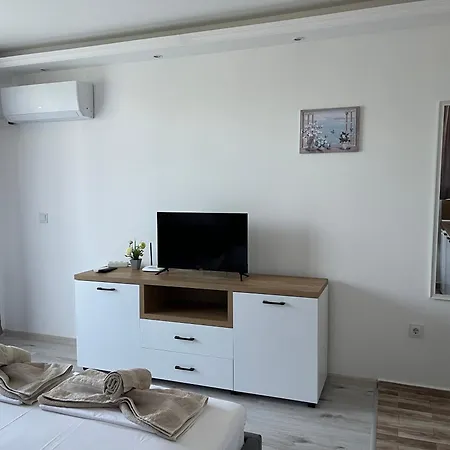 студио симона 5 първа линия море Apartmán Lozenec